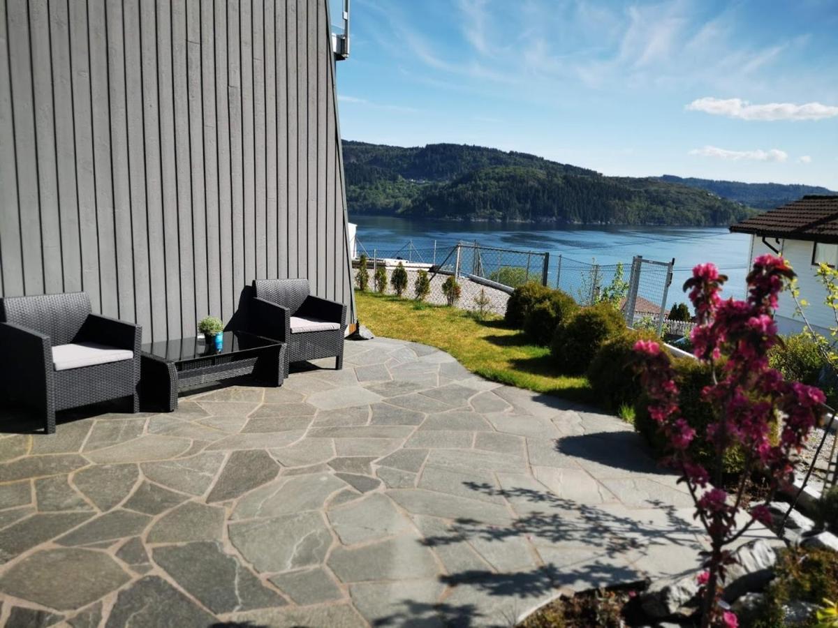 Bjornestrand Fjordside View Bergen Exterior photo